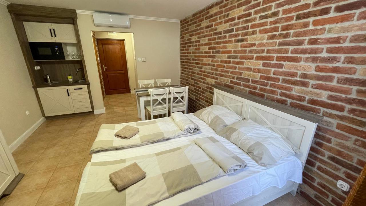 Dalma Apartment Gyula Exterior foto